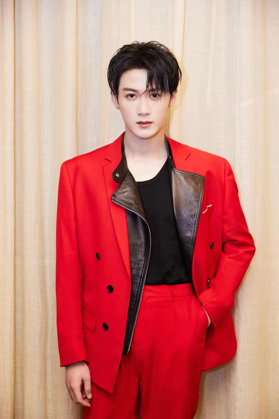 Karsa重返赛场，出色发挥首场状态出色，IG观众沸腾！